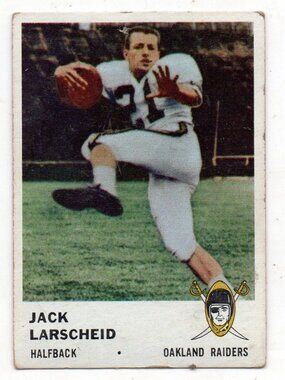 Vintage Football Card - 1961 Fleer Jack Larscheid